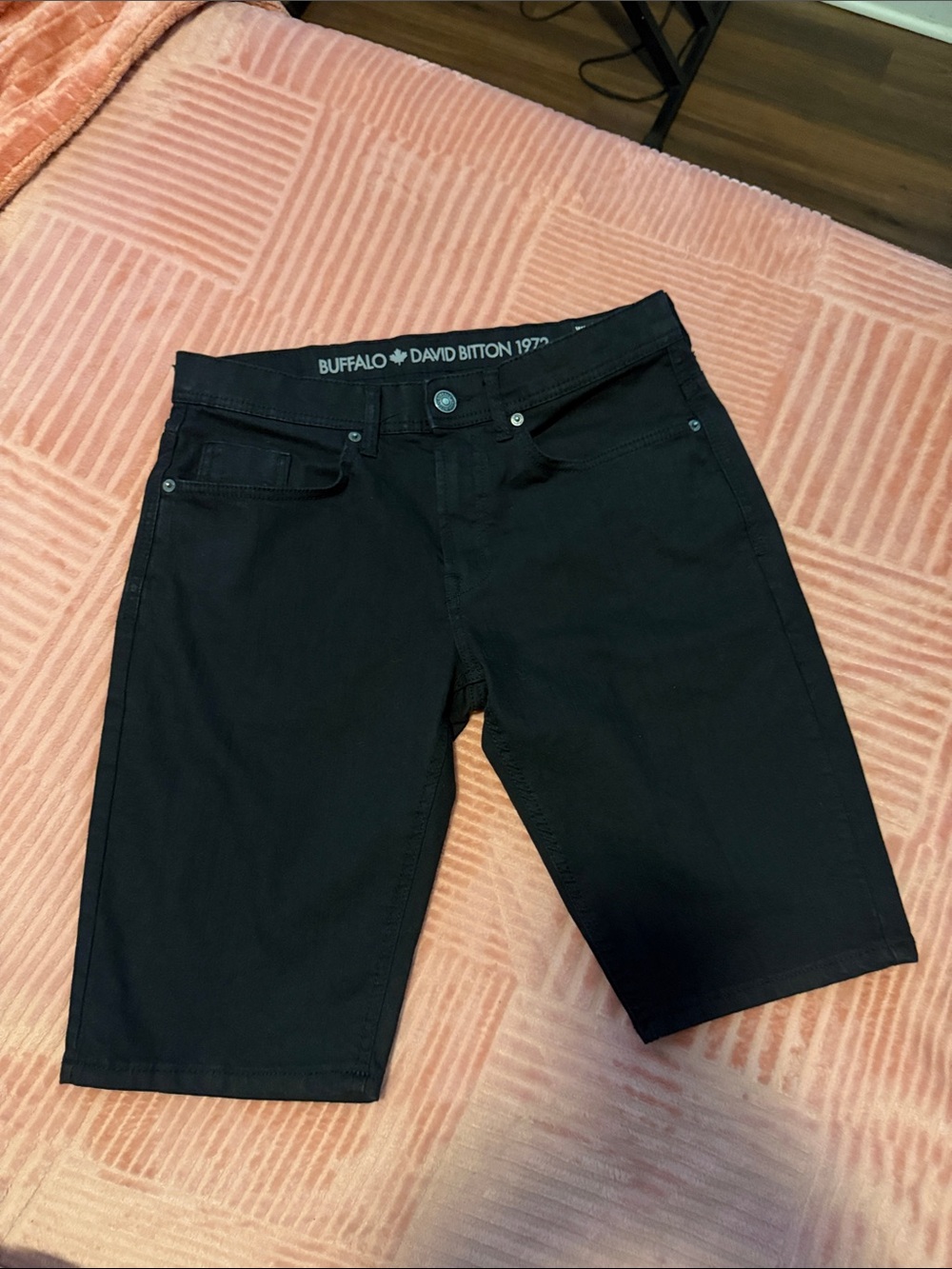 Buffalo David Bitton Men's Black Denim Jean Shorts. New WO Tags